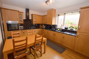 Kitchen/Diner- click for photo gallery